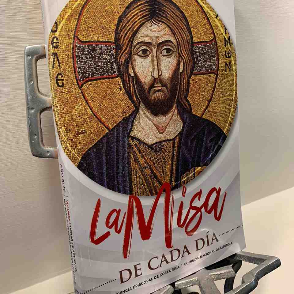 Juego de Libros La Misa de Cada Día año litúrgico 2021 2022 (4